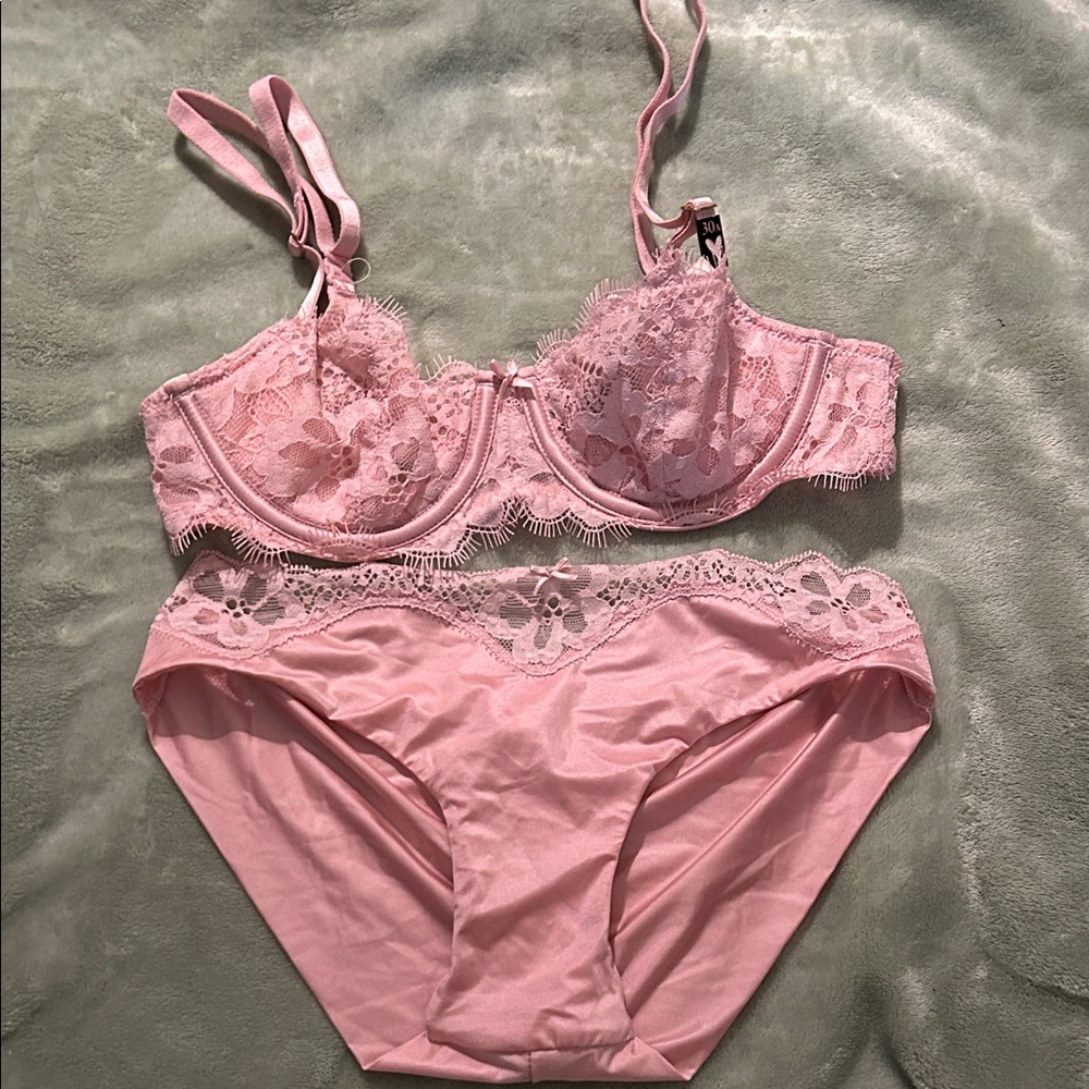 Victoria's Secret Pink Lace Bra Set